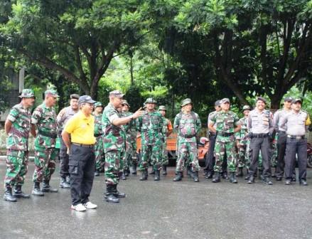 Aksi Pungut Sampah Sambut HPSN 2019 min