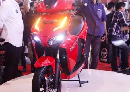 Siapkan Rp 24 JT untuk Bawa Motor Listrik Gesits Ke Garasi Anda min