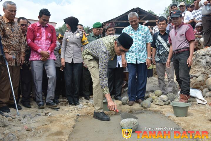 PELETAKAN BATU PERTAMA TANDAI DIMULAINYA REVITALISASI PASAR KOTO BARU X KOTO 200719021922