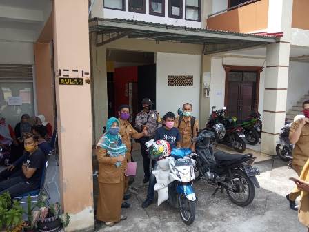 c710fcaa 61c0 4c73 8da7 b6eb970b35e5