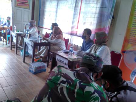 sumanik serahkan blt apbd prov 1