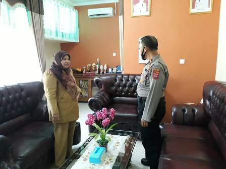 30f25e4f e2aa 4581 9b0e 9ecfa9783388