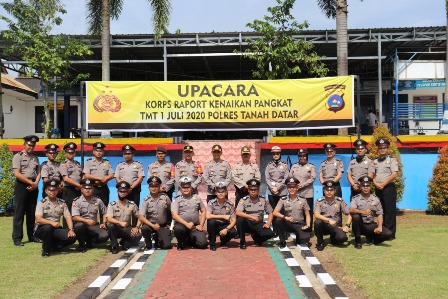 b084af3d 1817 4598 a8f9 c08756909eca 1