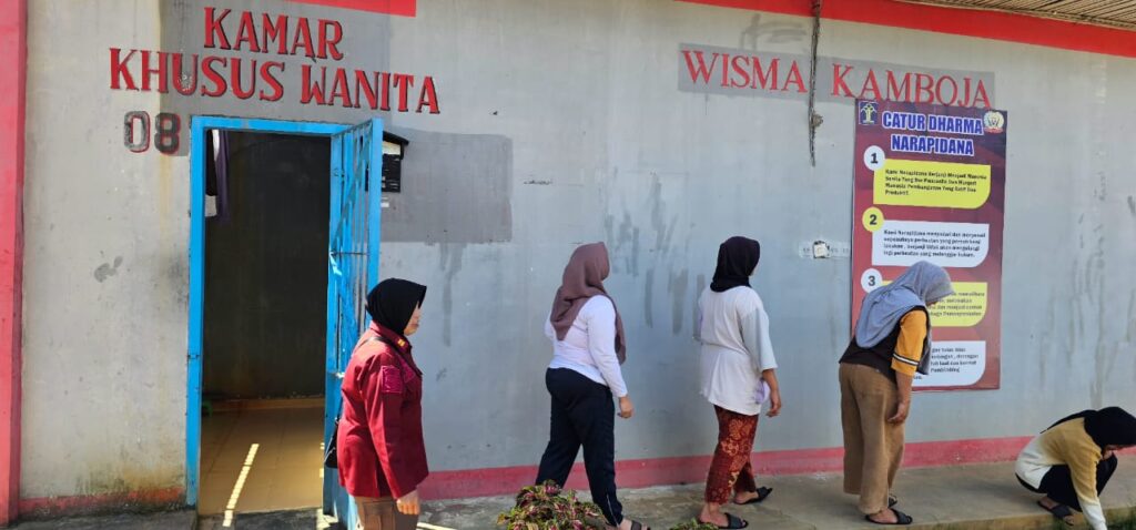 WBP Wanita Lapas Bukittinggi Mendapat Perhatian Khusus 1 IMG 20241021 WA0007