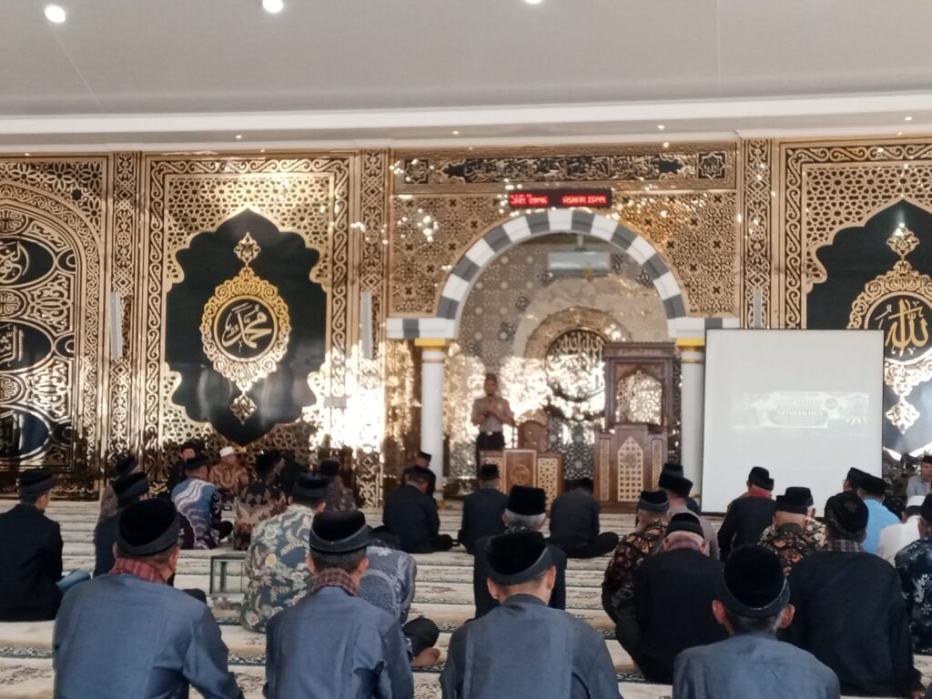 Satukan Hati, Polres Tanah Datar dan Ninik Mamak Bahas Langkah Nyata Atasi Masalah Sosial dan Penyimpangan Perilaku di Tanah Datar 1 IMG 20260602 WA0003